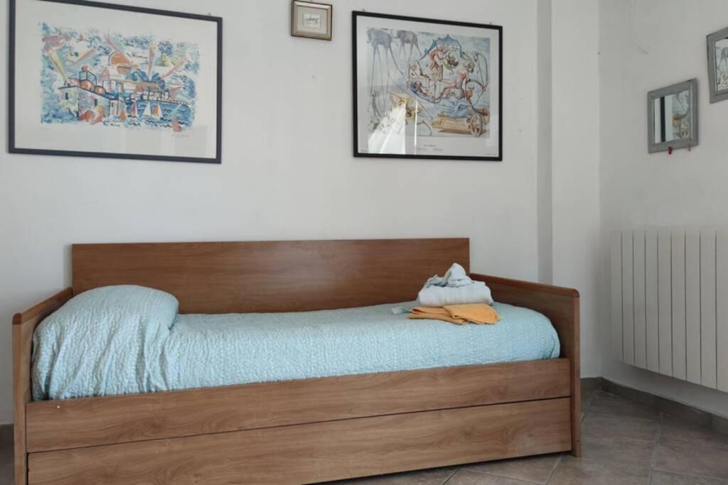 Appartamento Incantevole 90 Mq A Due Passi Mare Mozzafiato อิโซลา เดลเล เฟมมิเน ภายนอก รูปภาพ